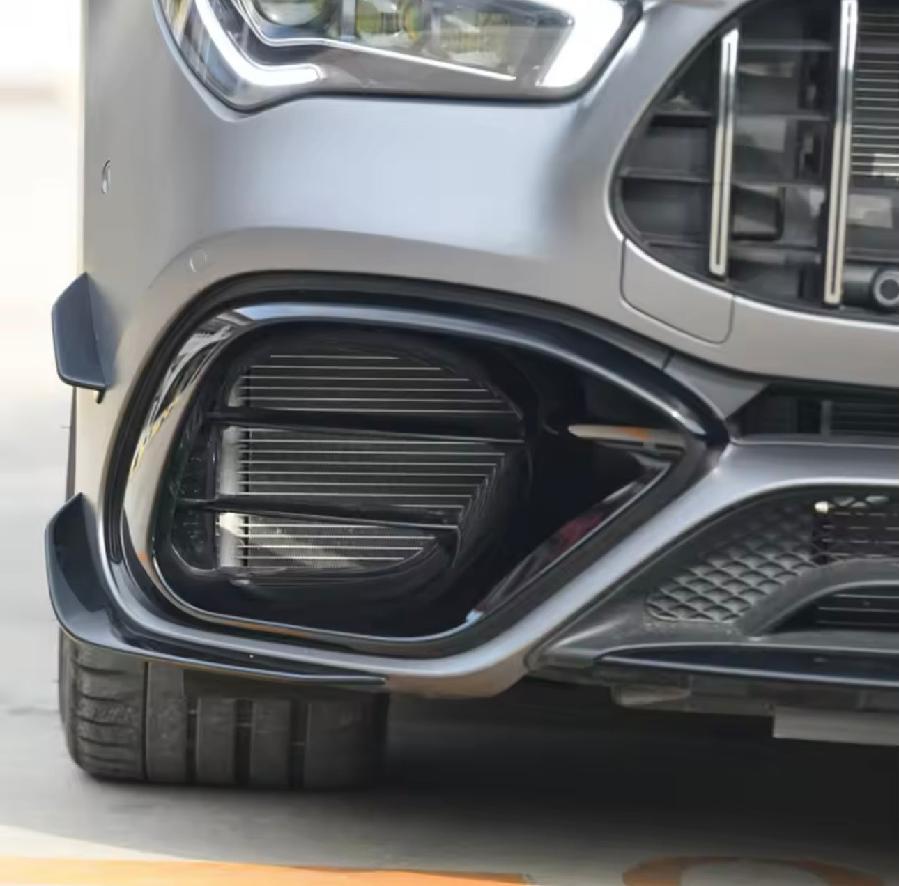 Front lip Paraurti Anteriore Per Mercedes Classe CLA C118 CLA35/45 Nero lucido(19-24)