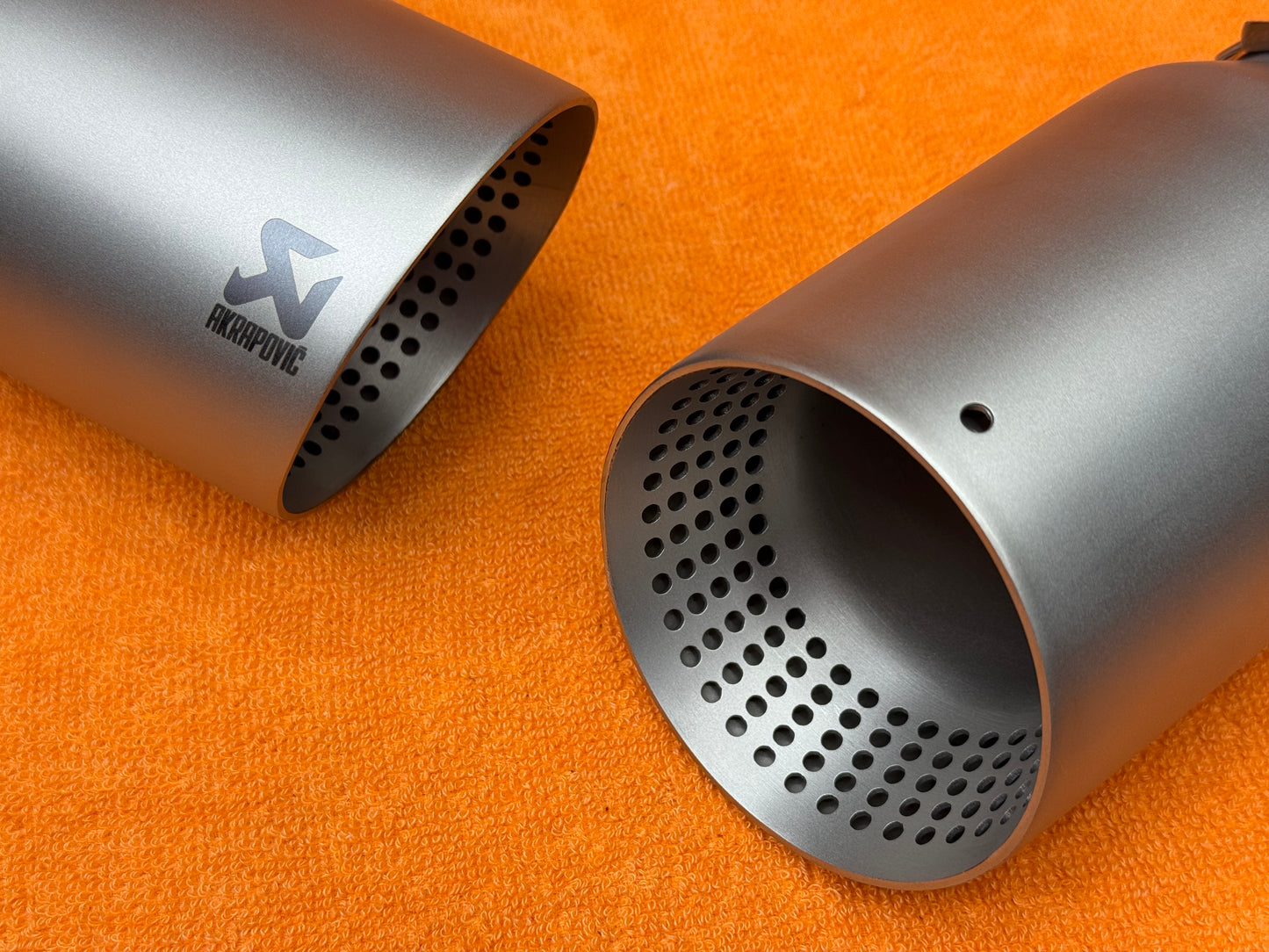 Terminale Singolo Scarico Auto Universale AK