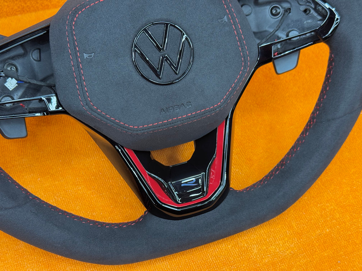 Volante sportivo personalizzato per Volkswagen Golf MK8 - 8.5 / Polo / T-roc / Tiguan (configuralo)