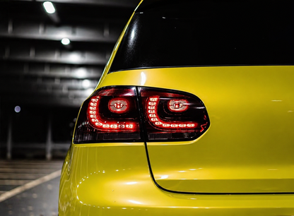 Coppia fanali posteriori dinamici Full Led fumè per Volkswagen Golf MK6 (2008-2013)