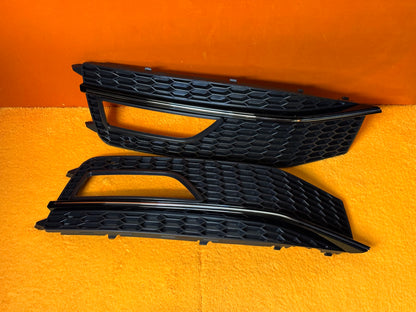 Griglia Paraurti Anteriore Fendinebbia per Audi A4 S4 S-line B8.5 (13-15)