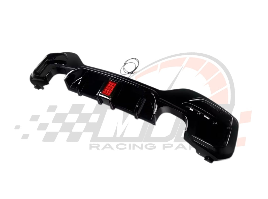 Diffusore Posteriore Stile M con luce freno a led per Bmw Serie 1 F20 F21 Carbon/nero lucido (15-19)
