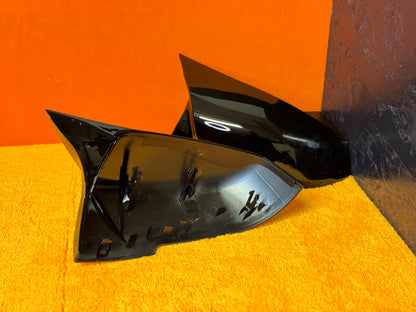 Coppia Calotte Specchio Retrovisore per BMW Serie 1 F40 Nero lucido/Carbon look