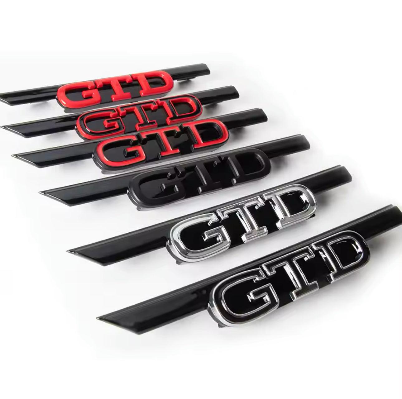 Badge Anteriore Scritta GTD GTI per VW Golf MK8 (Vari colori)