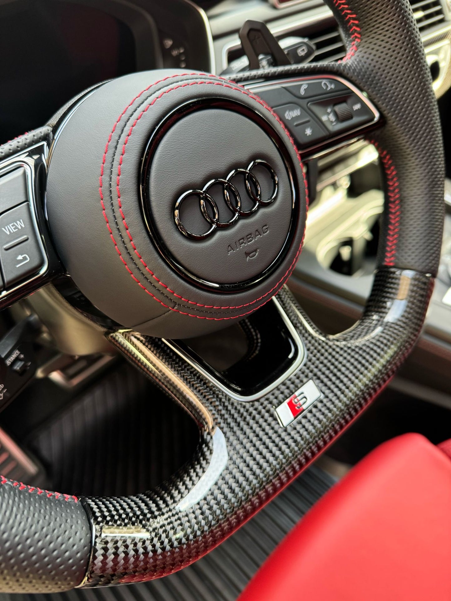 Volante Audi Personalizzato per AUDI A3 8V/8Y - A4 B9 - A5 F5