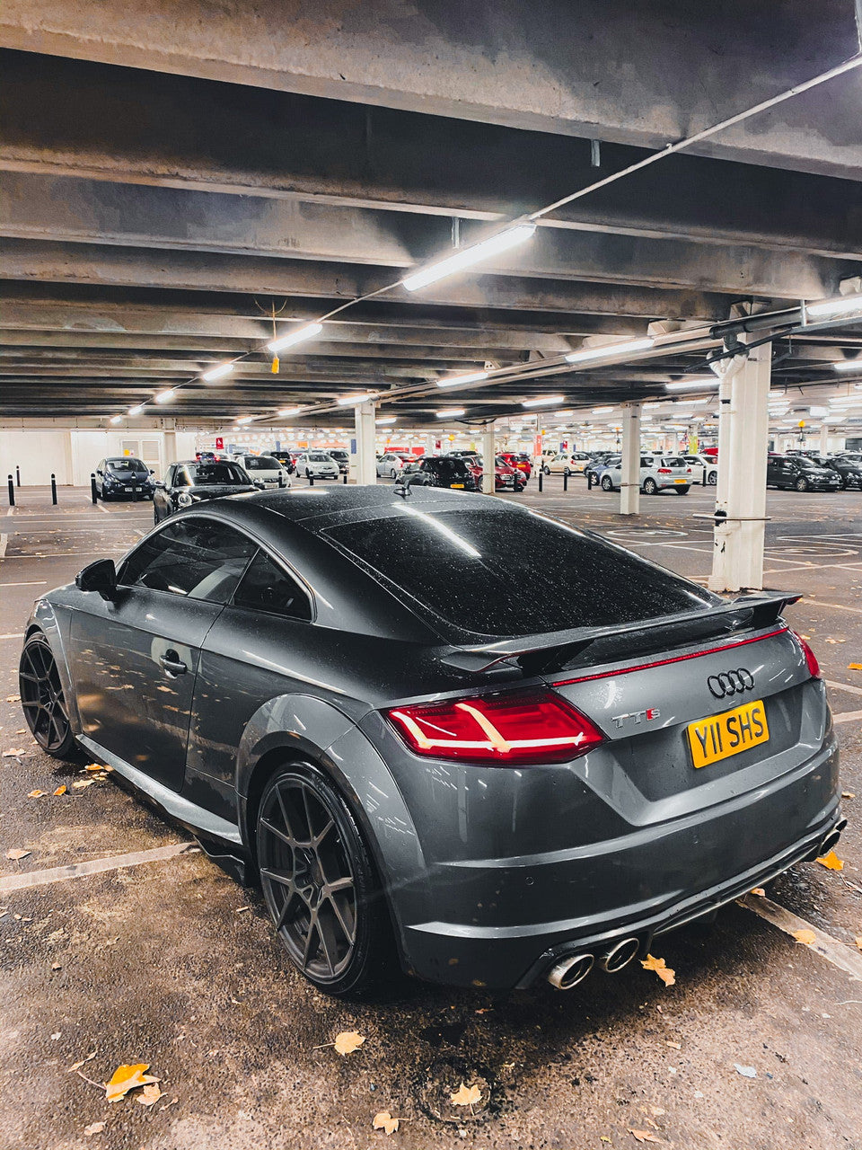 Spoiler posteriore nero lucido per Audi TT MK3 (15-23)