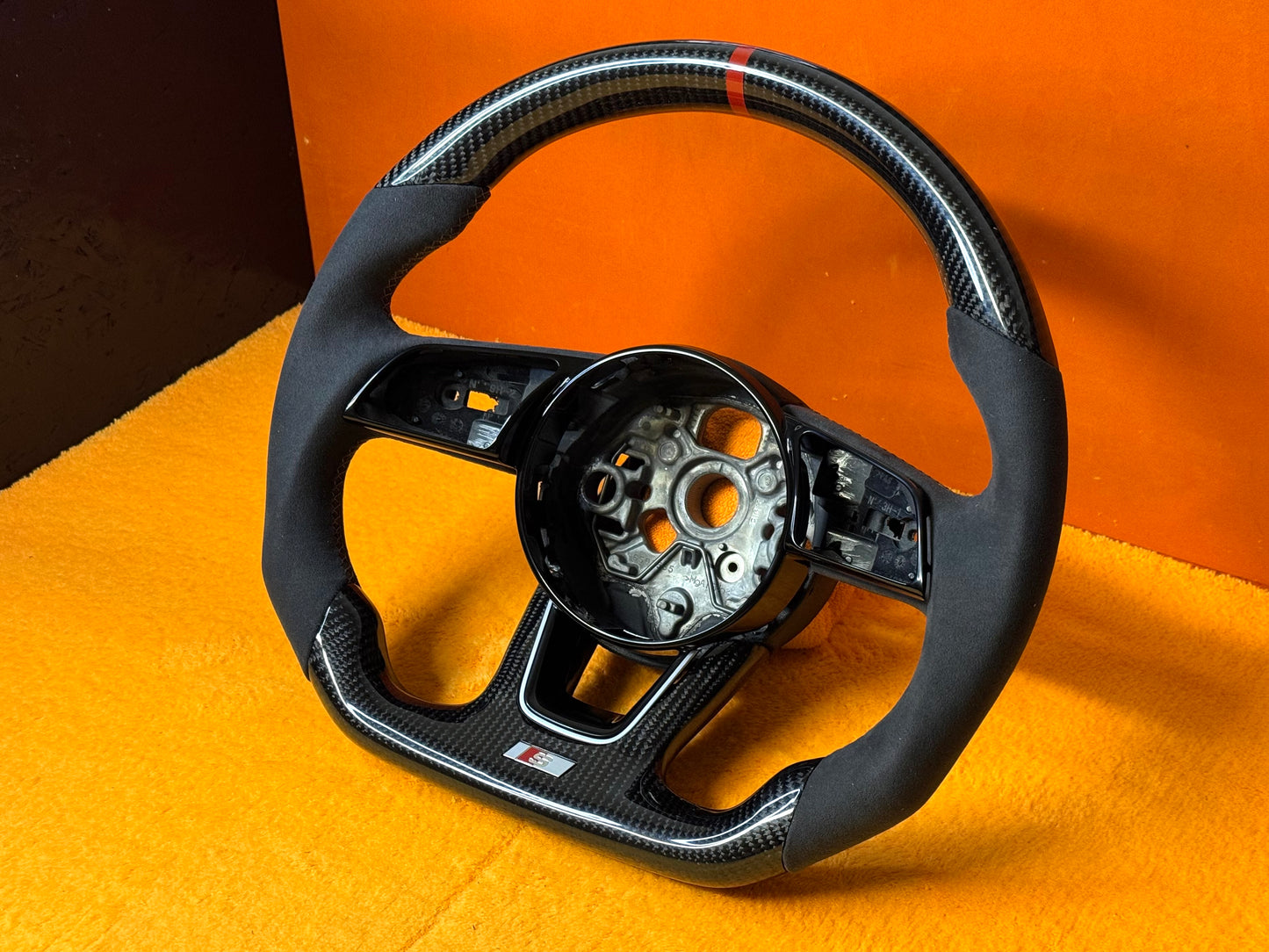 Volante Audi Personalizzato per AUDI A3 8V/8Y - A4 B9 - A5 F5