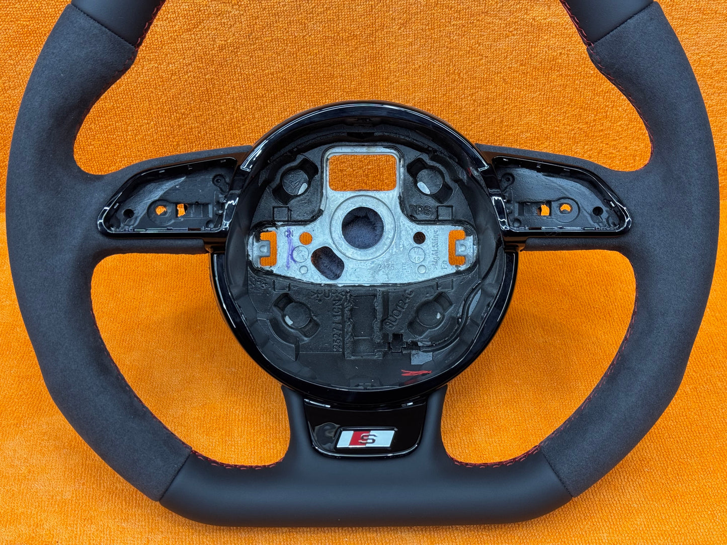 Volante Audi Personalizzato per AUDI A3 8V - A1 8X - A4 B9 - A5 F5 (configuralo)