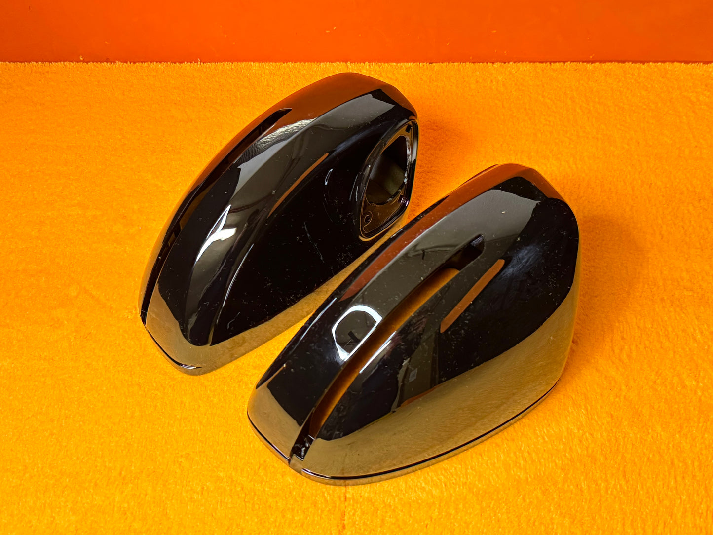 Coppia Calotte Specchio Retrovisore per Audi TT MK2 Nero Lucido/Carbon look (07-14)