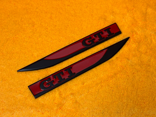 Badge Laterale Scritta GTD GTI per VW Golf MK6 MK7 7.5 (vari colori)