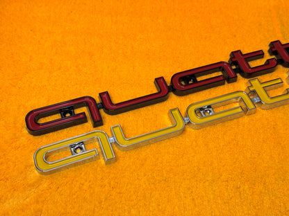 Emblema logo QUATTRO per Griglia RS Audi (vari colori)