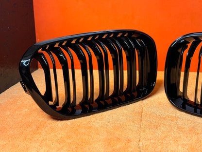 Griglia Anteriore BMW Serie 1 F20 F21 Nero Lucido 2015-2019