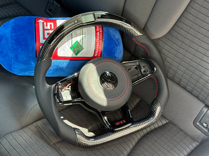 Volante personalizzato con LED di cambiata per Volkswagen Golf MK7 7.5