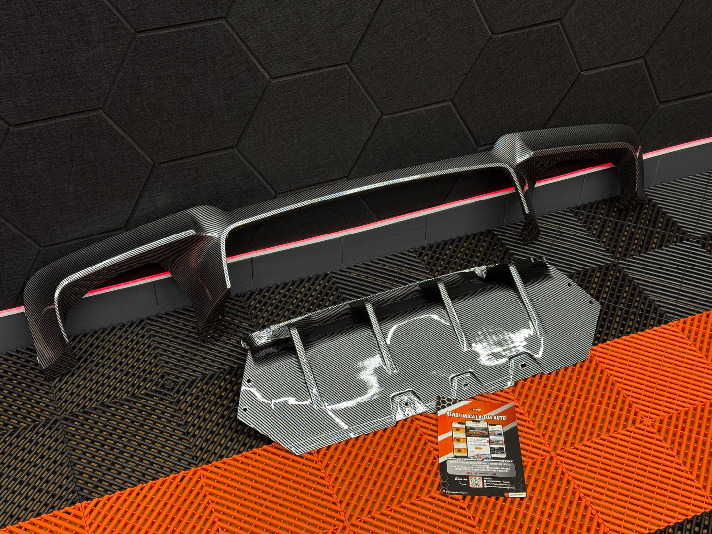 Diffusore Posteriore Stile M per Bmw Serie 5 F10 F11 F18 M5 Carbon look/Nero lucido (10-16)