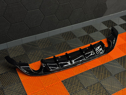 Diffusore Posteriore TCR Look Doppia uscita per VW Golf MK7.5 GTI Nero Lucido(17-20)