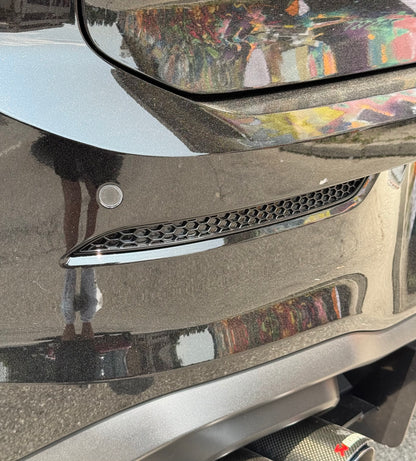 Riflettori Posteriori a Nido d'ape Nero Lucido per VW Golf MK8