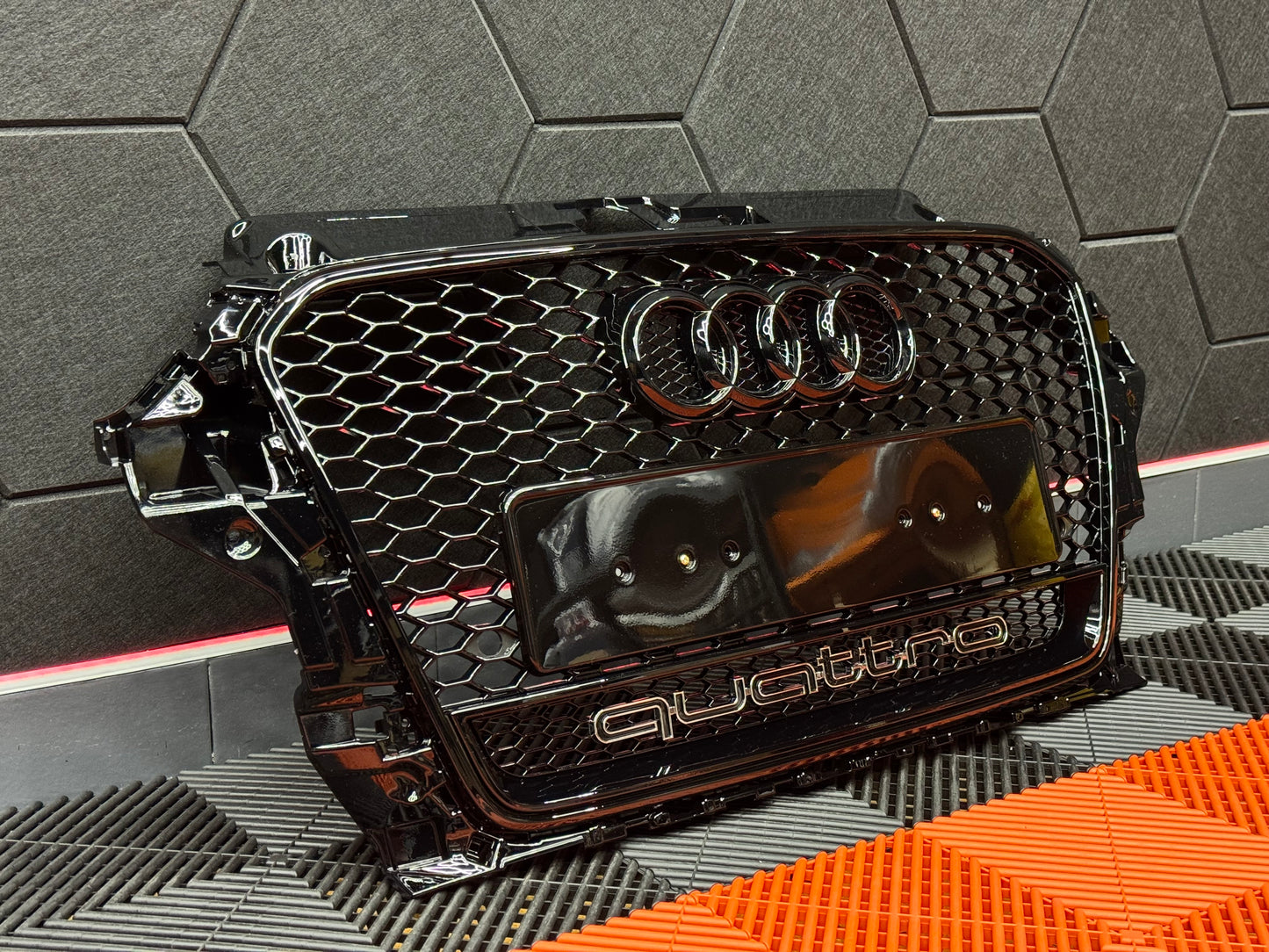 Griglia Anteriore RS look per Audi A3 8V(13-16)