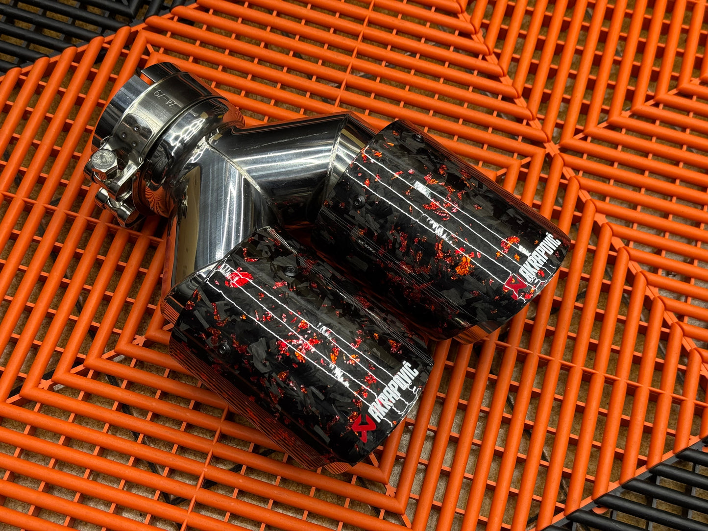 Terminale Doppio Scarico Auto Universale AK Forged Carbon