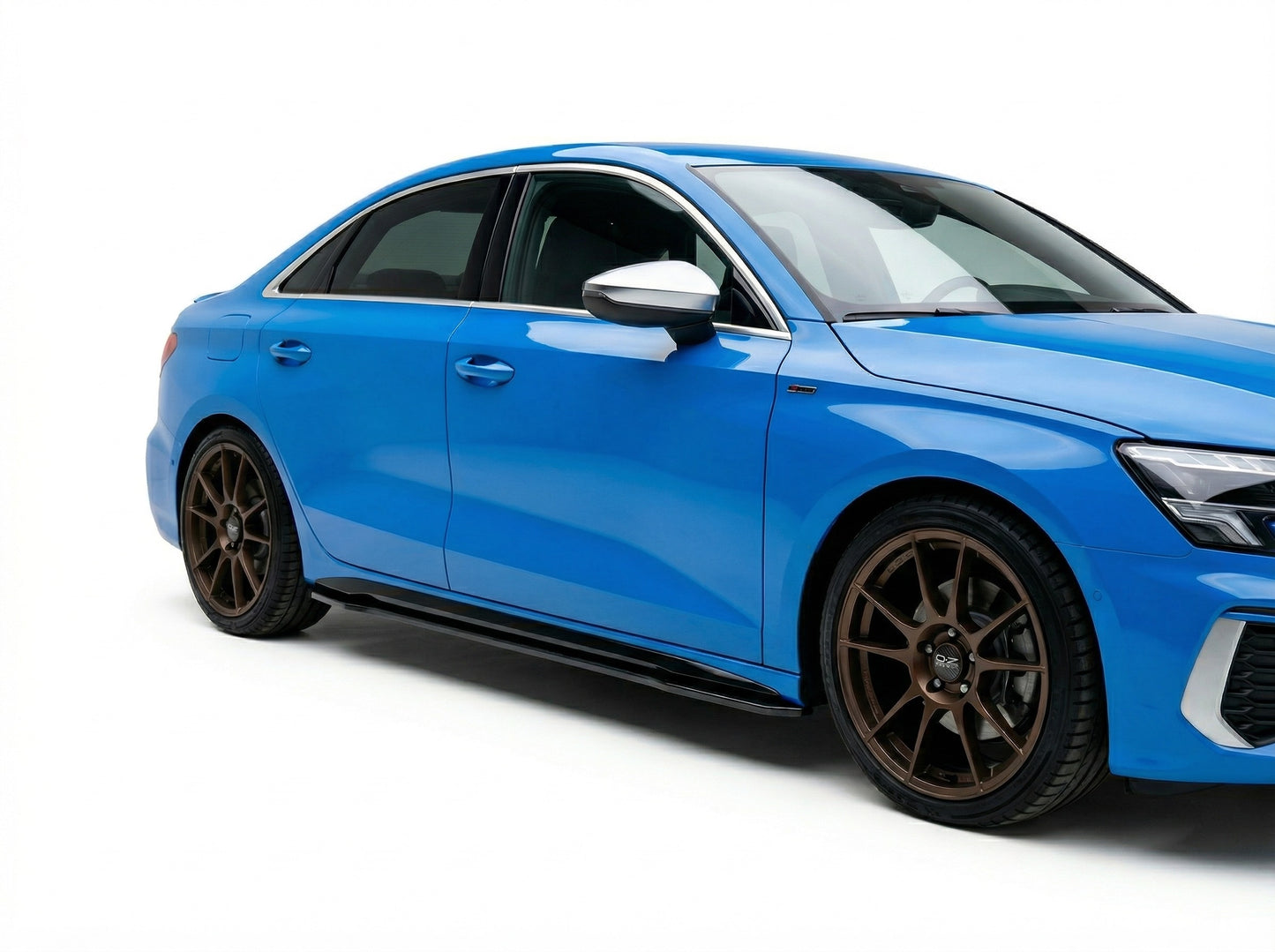 Minigonne laterali Apex Design adatte per Audi A3/A3 S-Line/S3/RS3 8Y Sedan(20–24)