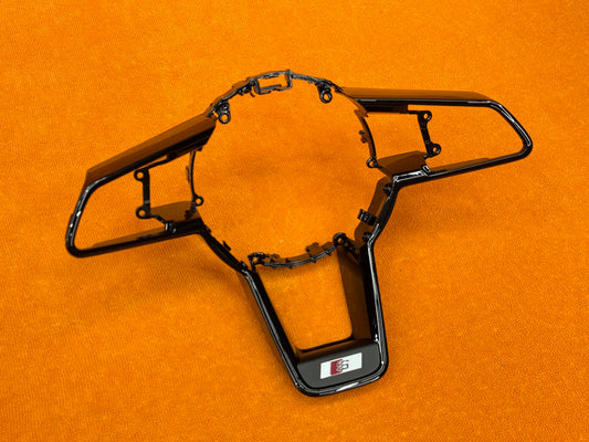 Cornice Volante Audi TT MK3 Nero Lucido/Carbon fiber