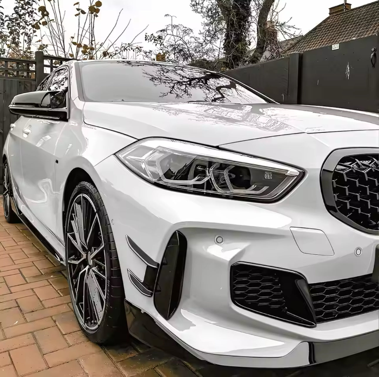 Front Lip Laterali per Paraurti Anteriore Bmw 1 F40 (20-24)
