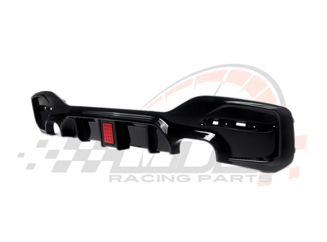 Diffusore Posteriore Stile M con luce freno a led per Bmw Serie 1 F20 F21 Carbon/nero lucido (15-19)