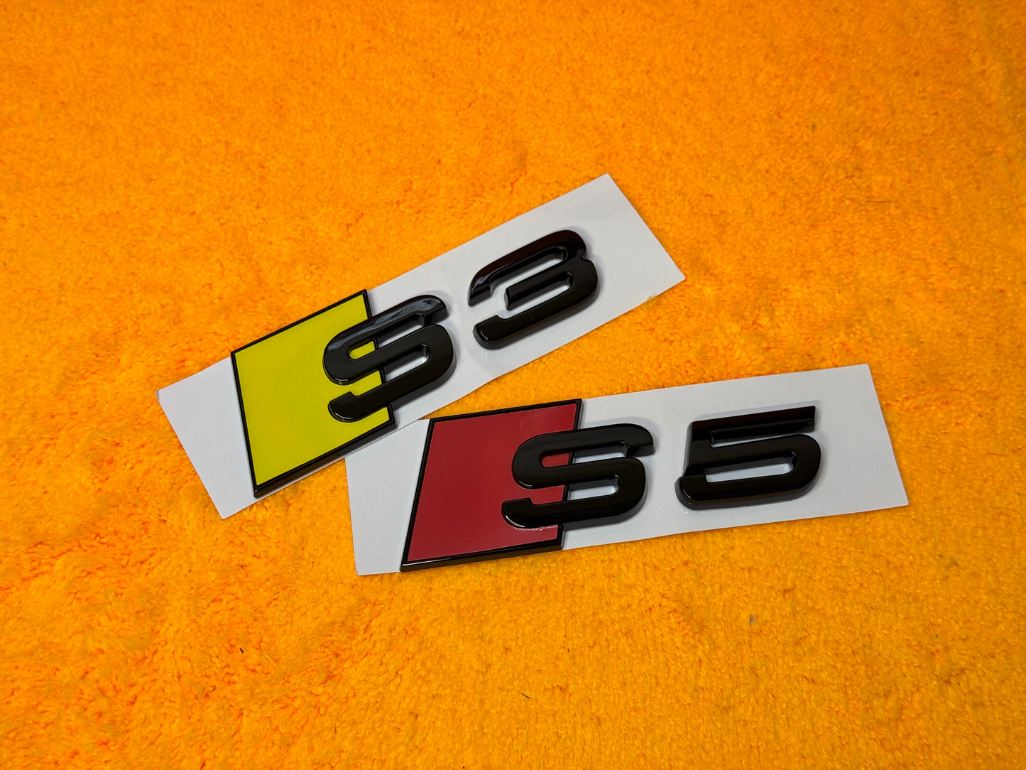 Badge Posteriore S per Modelli Audi (vari colori)