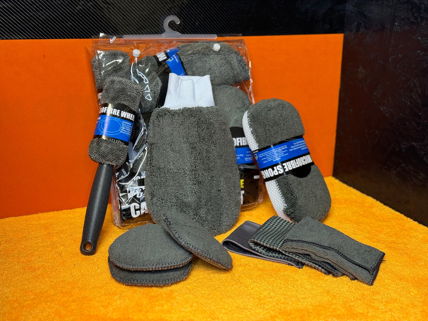 Car Cleaning Kit Lavaggio Auto (9pz)
