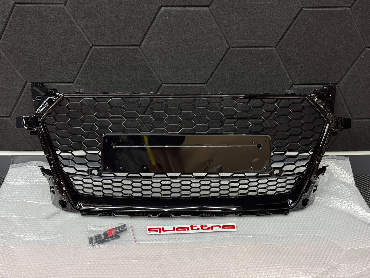 Griglia Anteriore RS look per Audi TT MK3 (15-22)