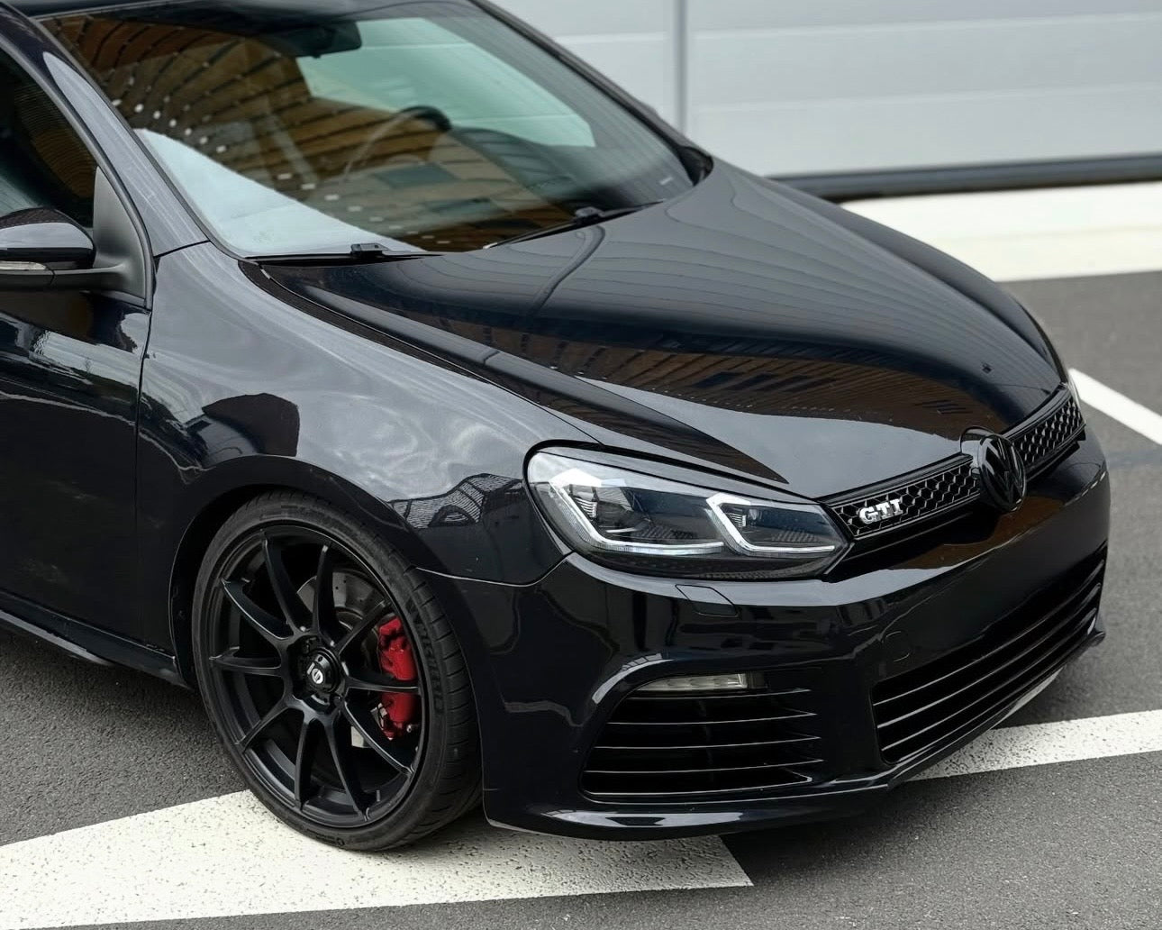 Coppia fanali anteriori dinamici Full Led fumè per Volkswagen Golf MK6 (2008-2013)