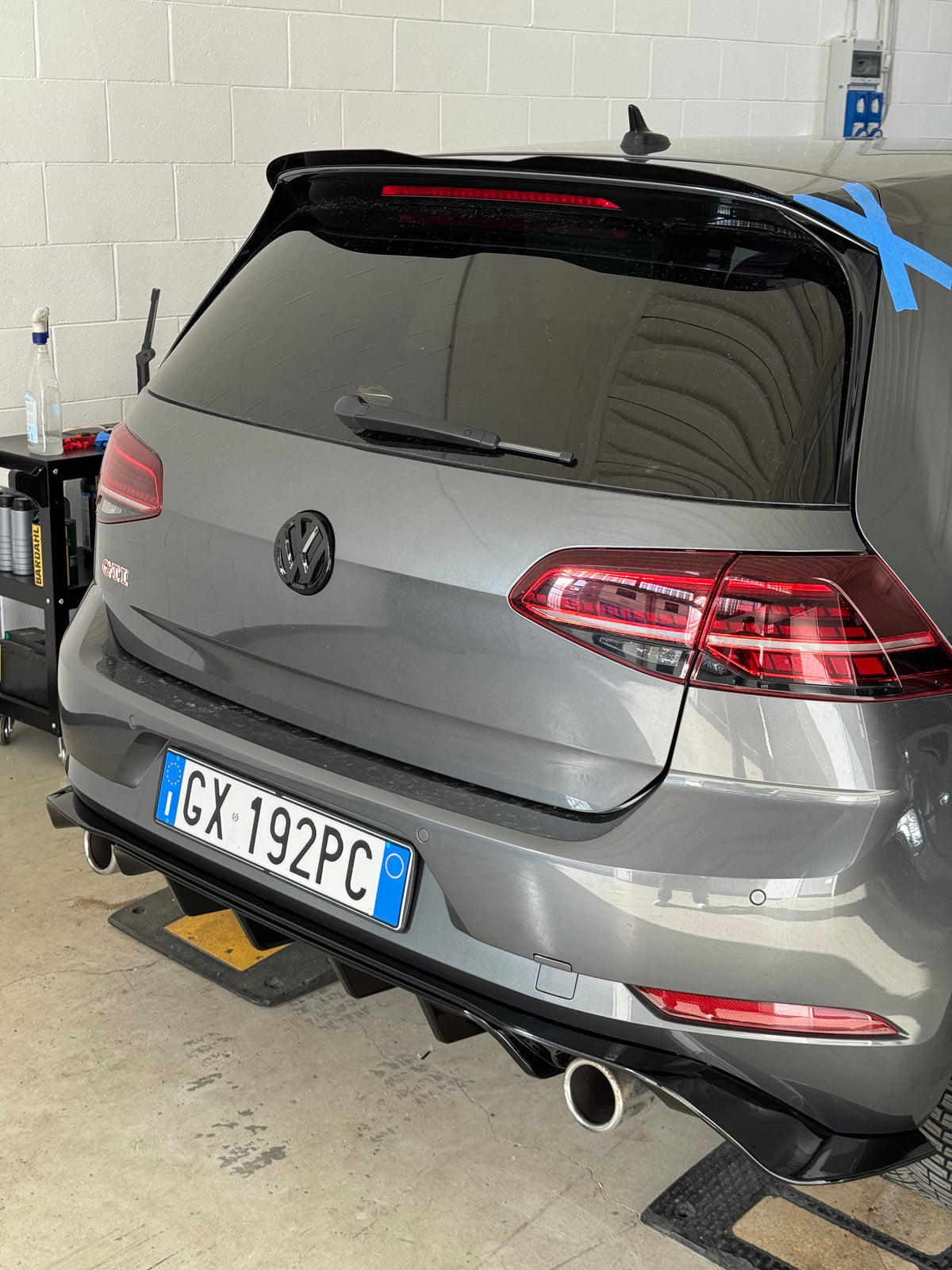 Spoiler tetto posteriore per Volkswagen Golf MK7 MK7.5 GTI GTD R-line