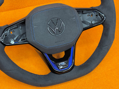 Volante sportivo personalizzato per Volkswagen Golf MK8 - 8.5 / Polo / T-roc / Tiguan (configuralo)