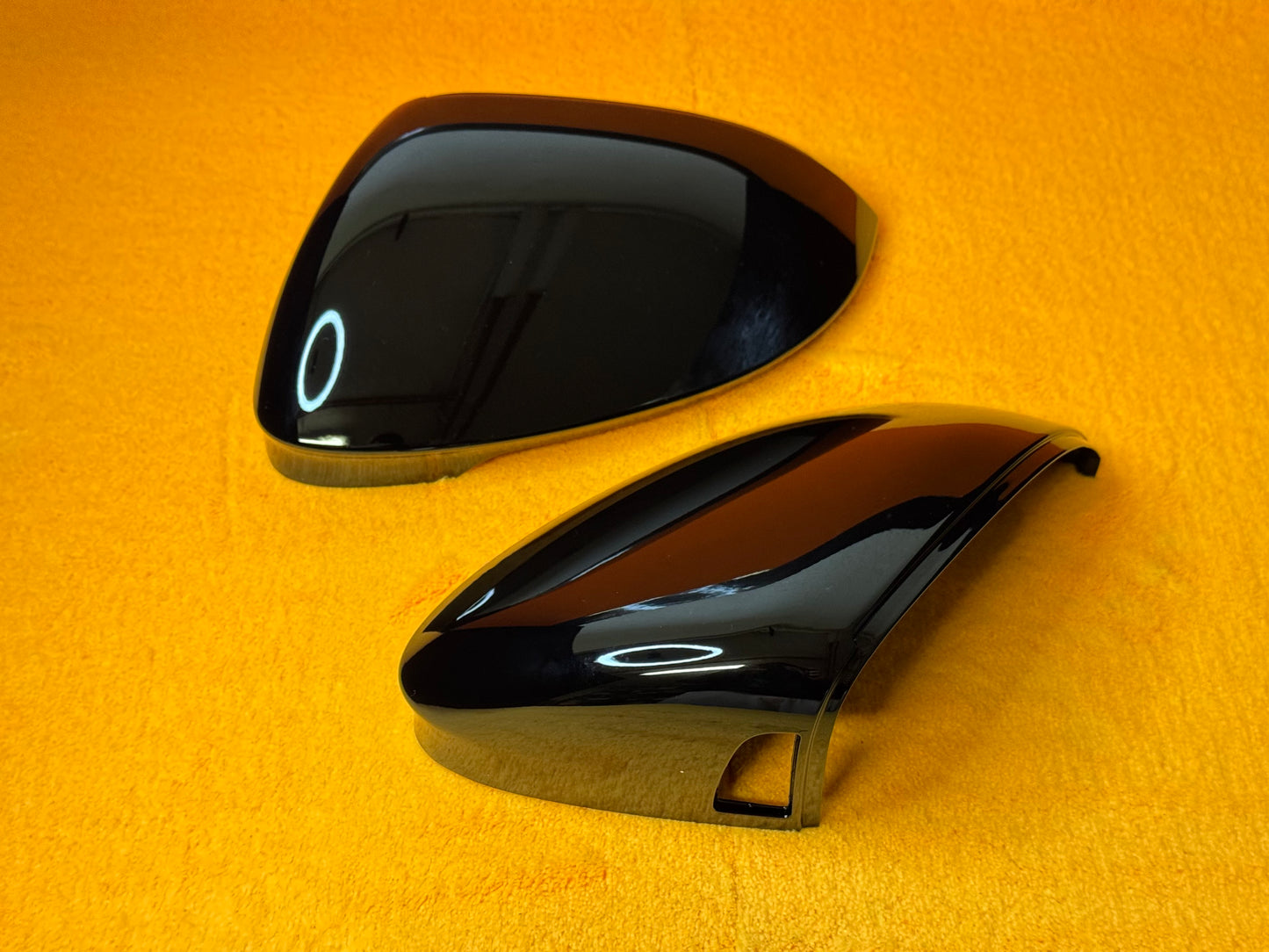 Coppia Calotte Specchio Retrovisore per VW Golf MK8 Nero lucido/Carbon look
