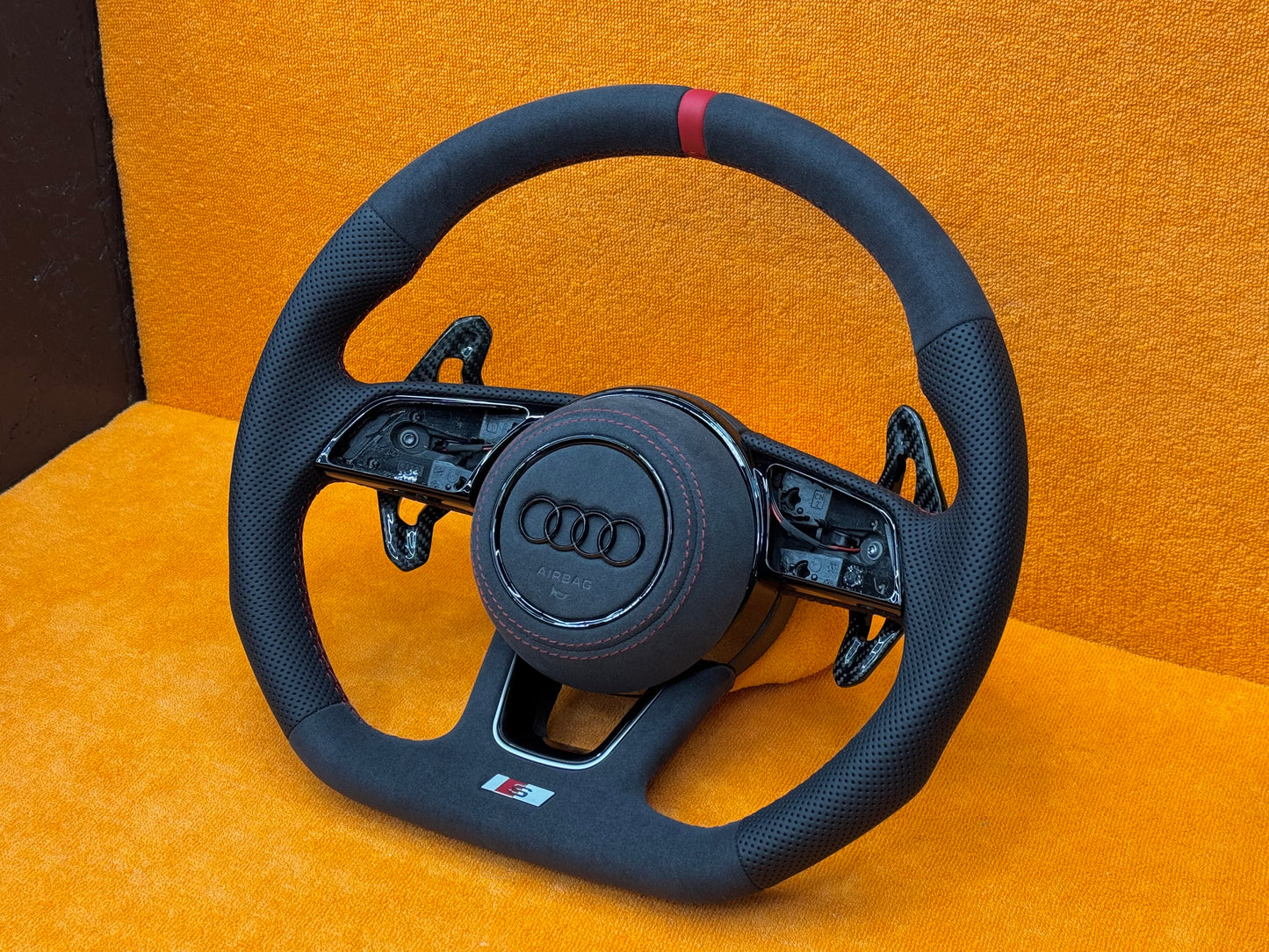 Volante Audi Personalizzato per AUDI A3 8V 8Y - A1 8X GB - A4 B9 - A5 F5