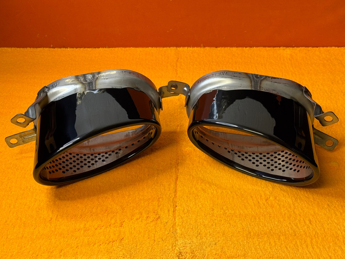 Terminali di Scarico Singoli Stile RS per Audi RS3 RS4 RS5 RS6 (2pz)