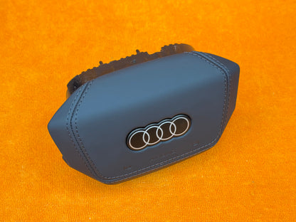 Cover Airbag Personalizzata Audi A3 8.5Y / A5 B10 / A6 C9 – Pelle / Alcantara (Configuralo)