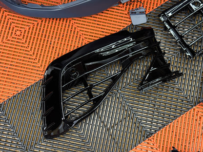 Paraurti anteriore R Look per VW Golf MK8 (2020-2023)