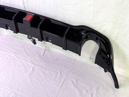 Diffusore Posteriore con Stop Led per GOLF MK8 GTI/GTD Rline