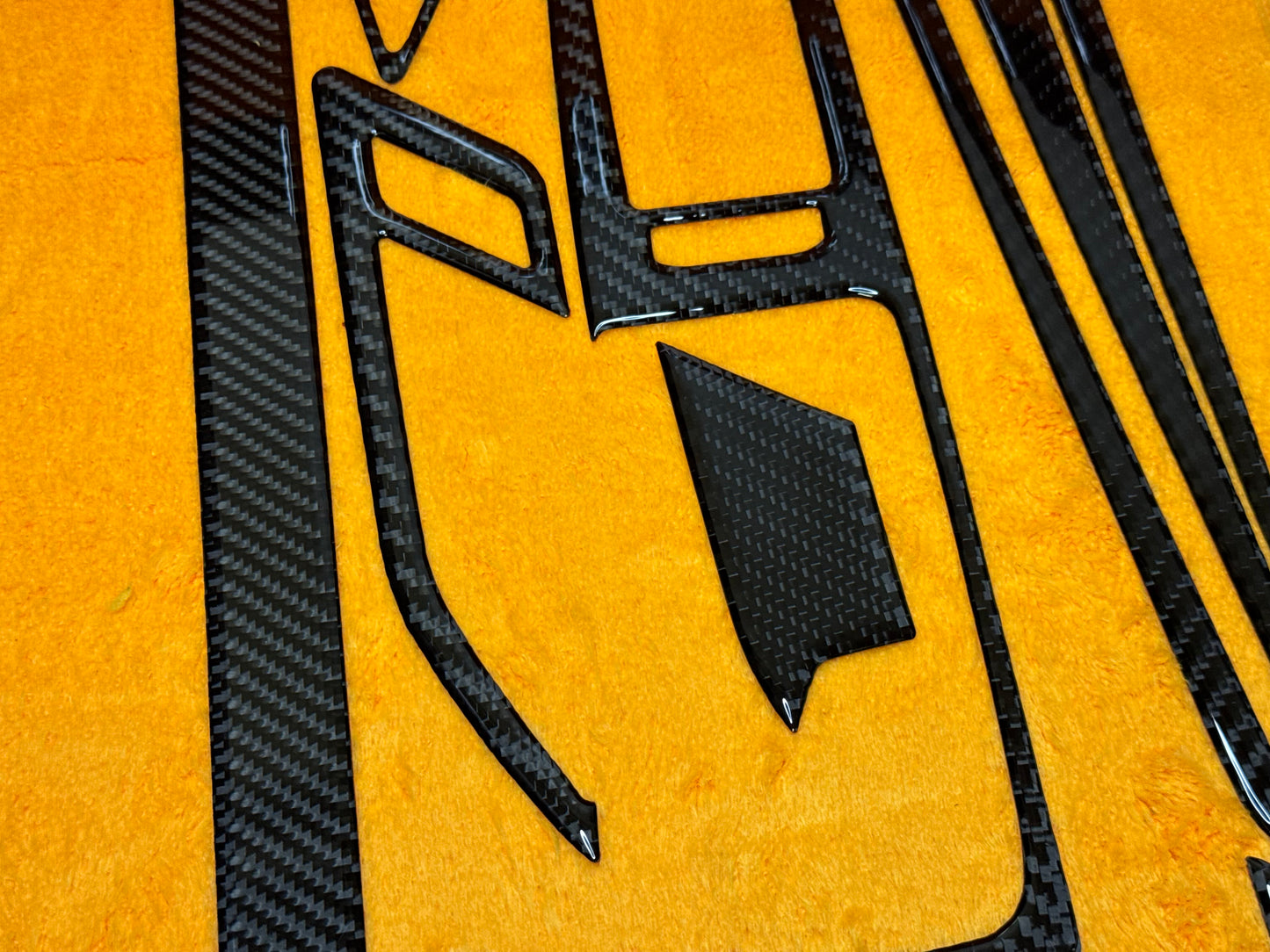 Kit Interno Completo in Real Carbon Fiber per VW Golf MK8