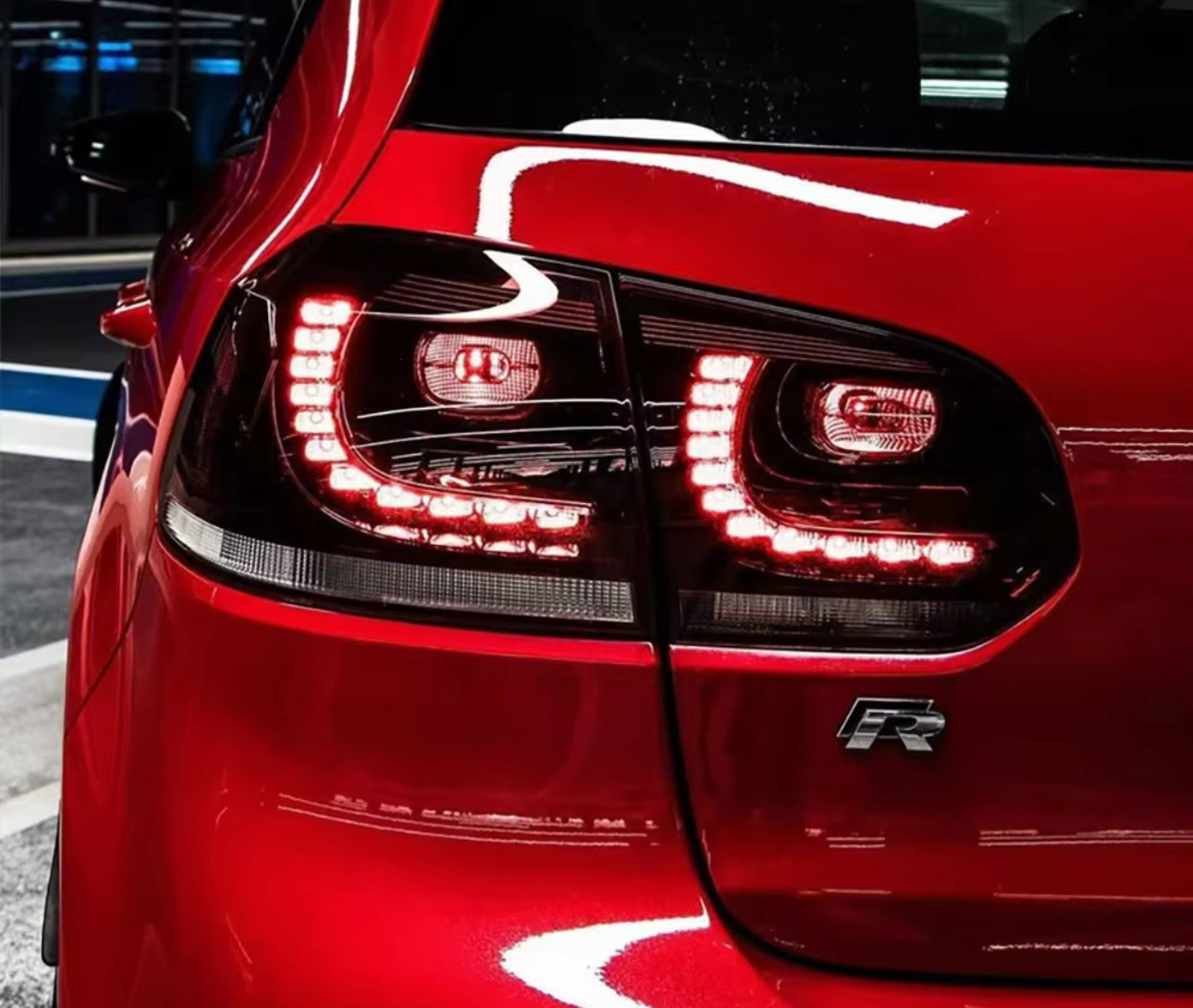 Coppia Fanali Posteriori Dinamici Full Led Fumè per Golf MK6