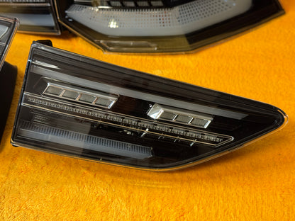 Coppia Fanali Posteriori Dinamici IQ light Fumè per Golf Mk8