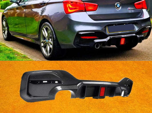 Diffusore Posteriore Stile M con luce freno a led per Bmw Serie 1 F20 F21 Carbon/nero lucido (15-19)
