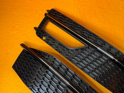 Griglia Paraurti Anteriore Fendinebbia per Audi A4 S4 S-line B8.5 (13-15)