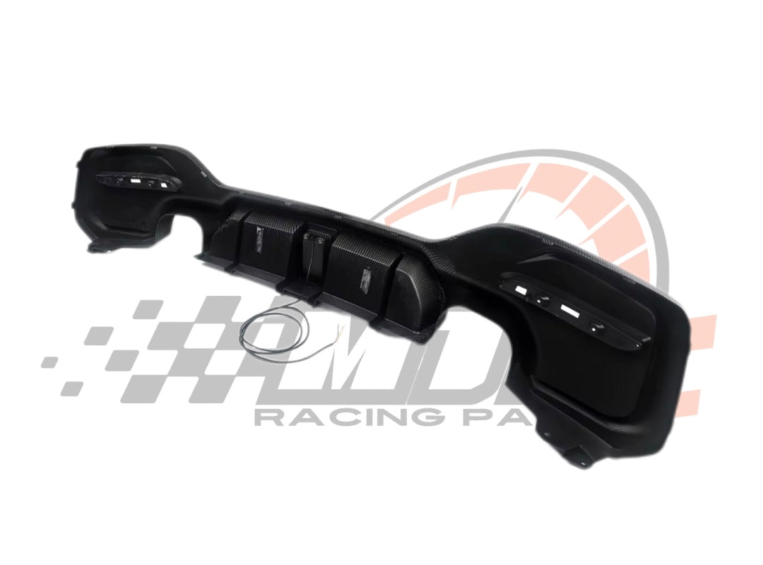Diffusore Posteriore Stile M con luce freno a led per Bmw Serie 1 F20 F21 Carbon/nero lucido (15-19)