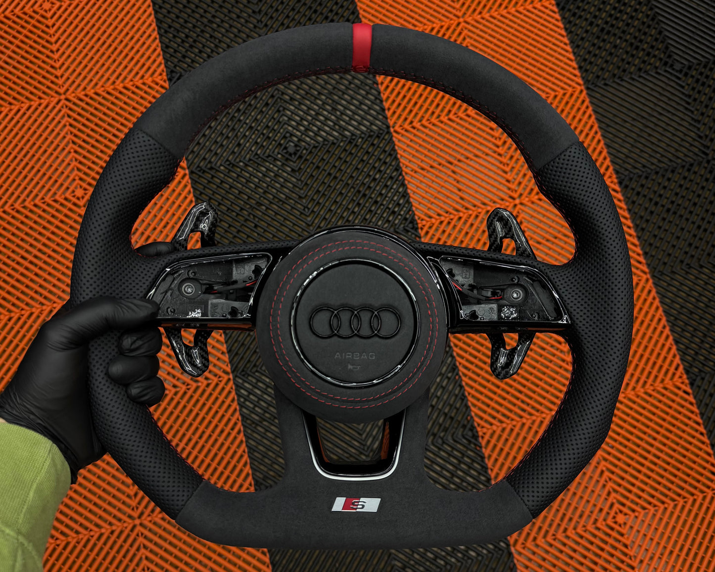 Volante Audi Personalizzato per AUDI A3 8V 8Y - A1 8X GB - A4 B9 - A5 F5