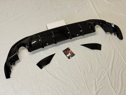 Diffusore Posteriore TCR Look Doppia uscita per VW Golf MK7.5 GTI Nero Lucido(17-20)