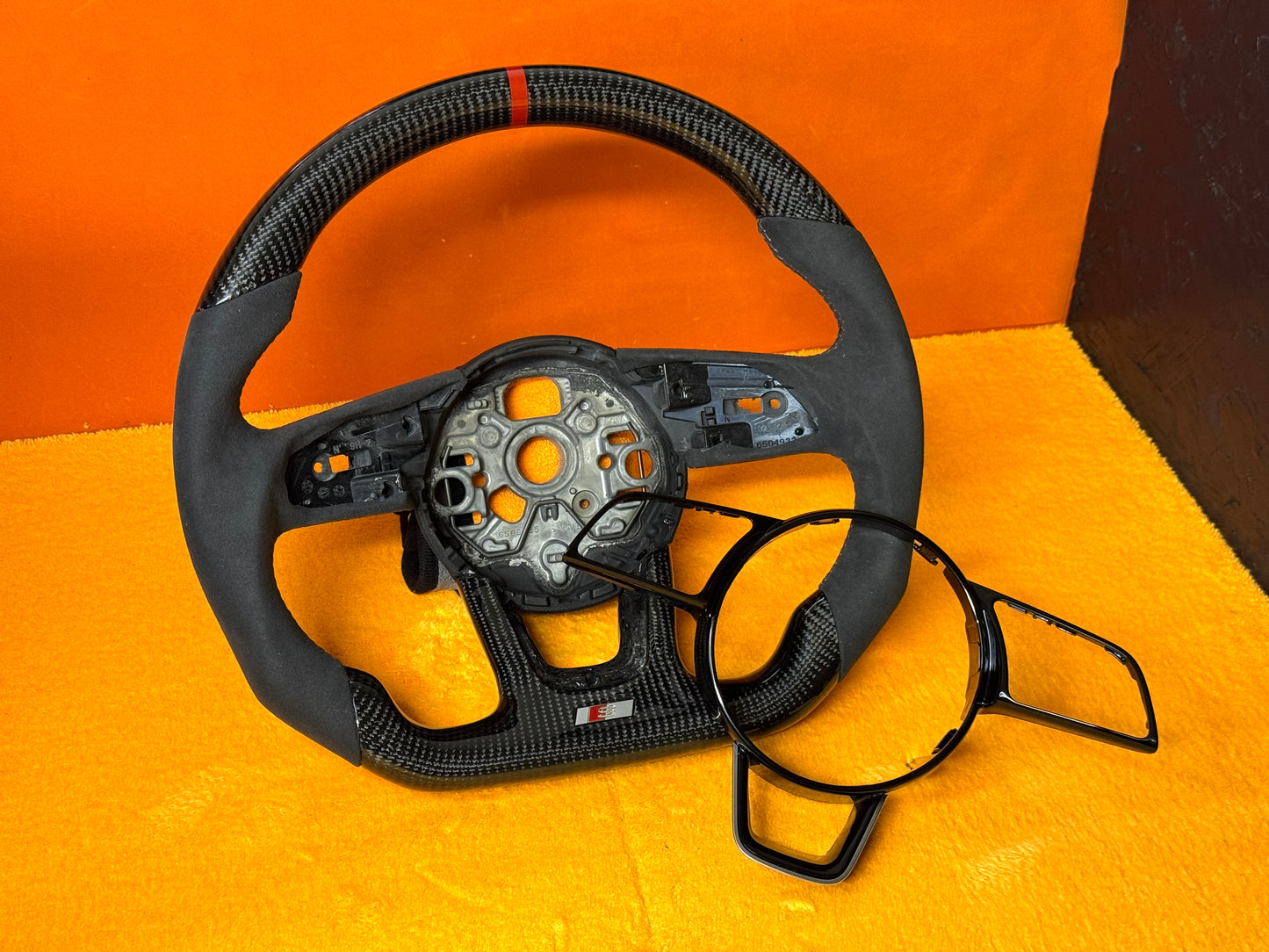 Volante Audi Personalizzato per AUDI A3 8V/8Y - A4 B9 - A5 F5