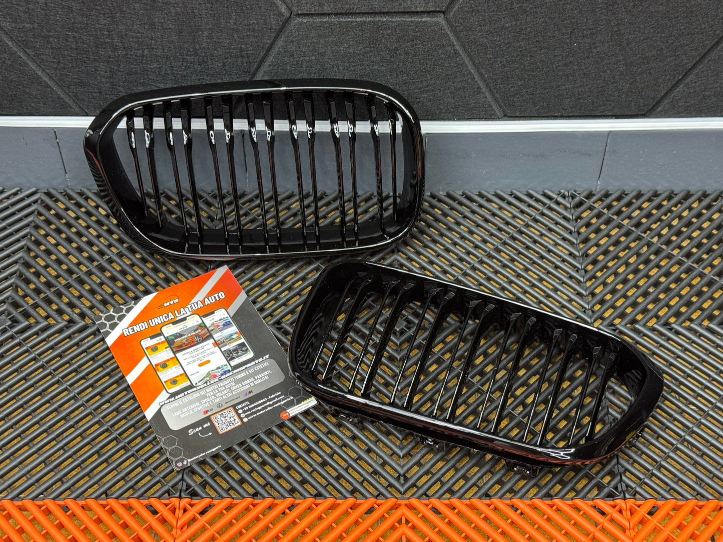 Griglia Anteriore BMW Serie 1 F20 F21 Nero Lucido 2011-2014