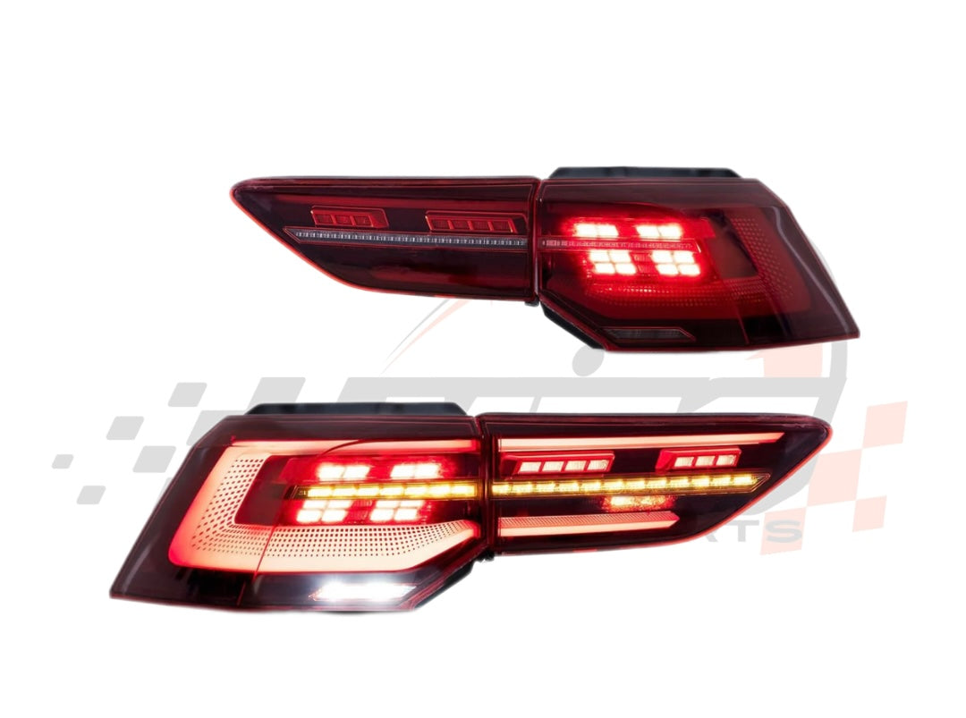 Coppia Fanali Posteriori Dinamici IQ light Fumè per Golf Mk8