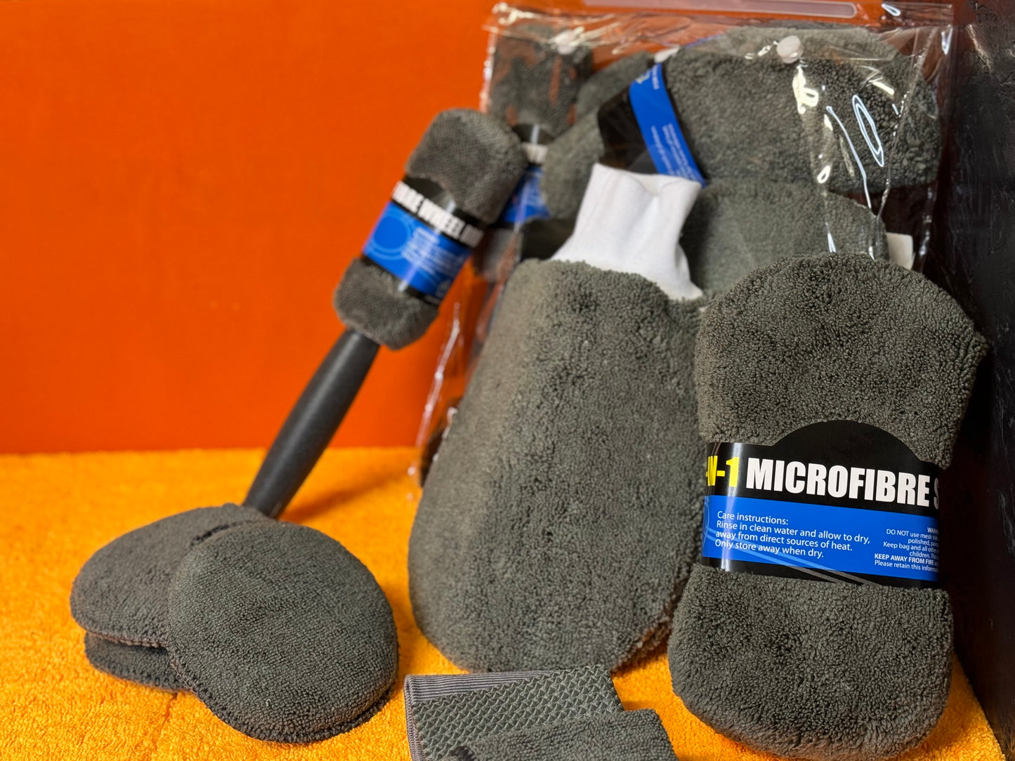 Car Cleaning Kit Lavaggio Auto (9pz)